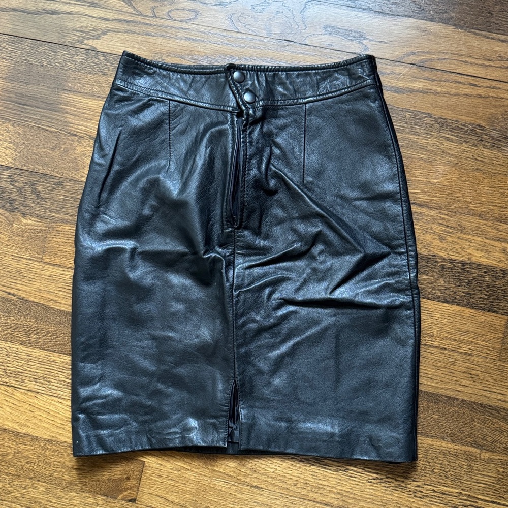 Out Of Bounds Vintage Leather Pencil Skirt